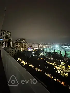 Satılır 2 otaqlı köhnə tikili 52 m²