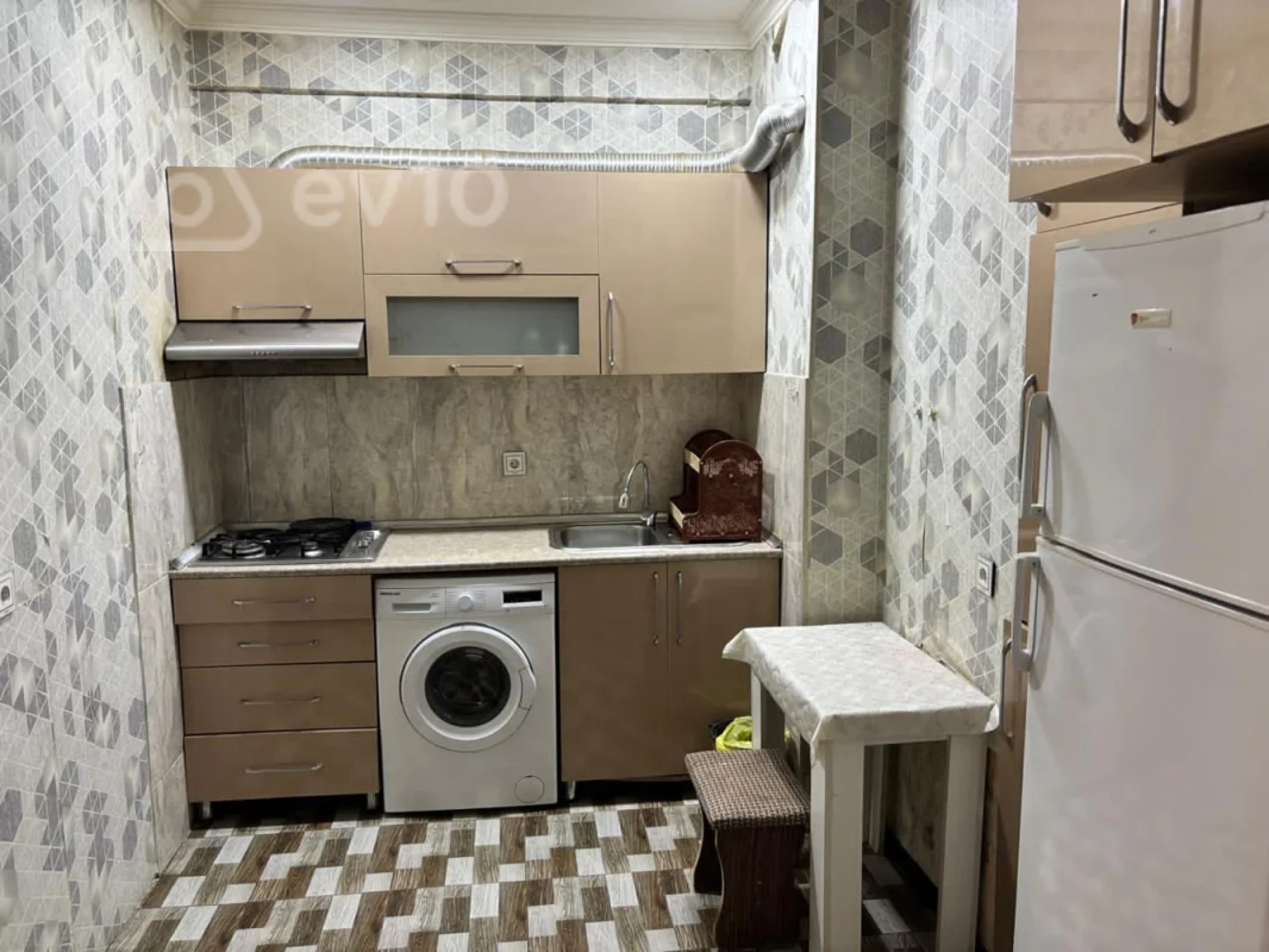 Kirayə verilir 2 otaqlı yeni tikili 55 m²