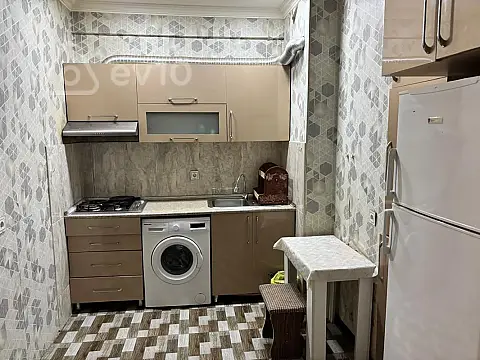 Kirayə verilir 2 otaqlı yeni tikili 55 m²