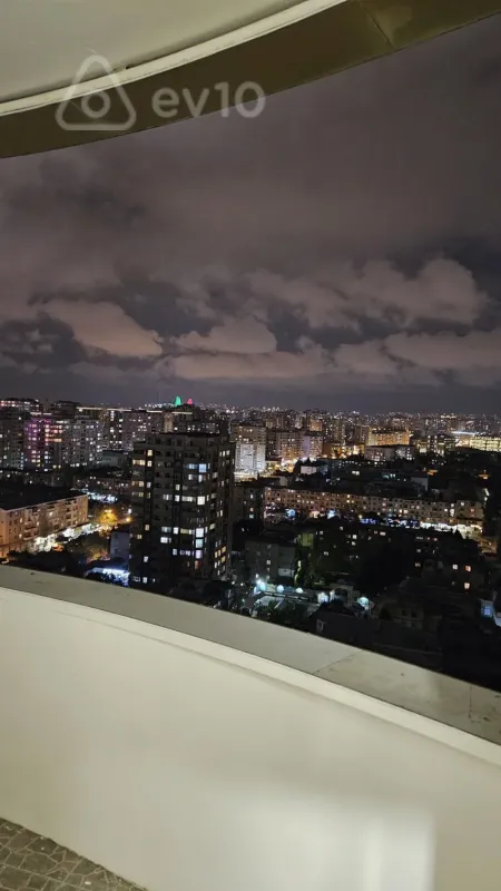 Kirayə verilir 2 otaqlı yeni tikili 70 m²