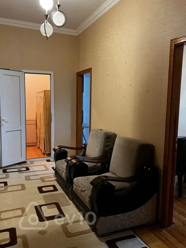 Kirayə verilir 3 otaqlı yeni tikili 100 m²