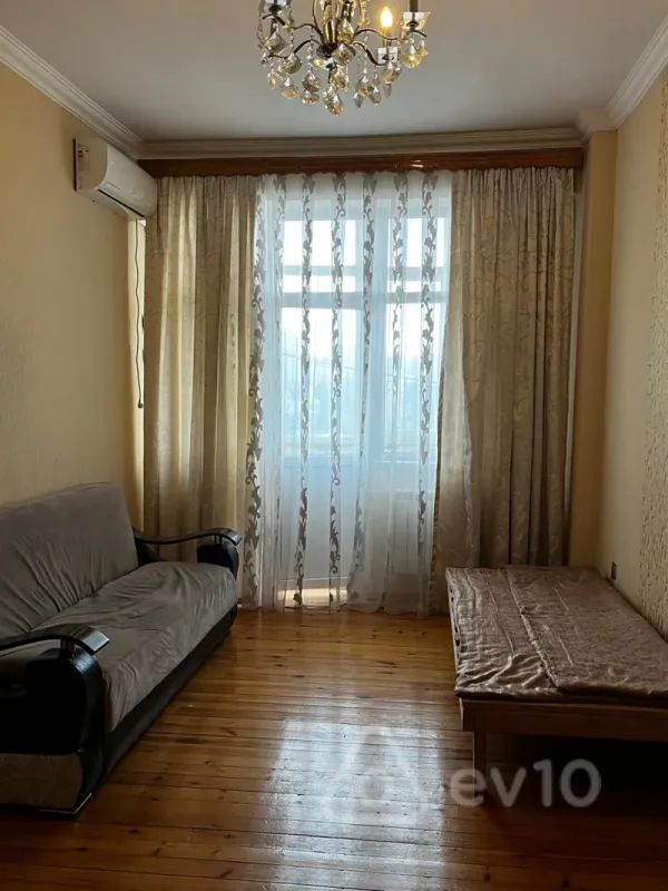 Kirayə verilir 3 otaqlı yeni tikili 100 m²