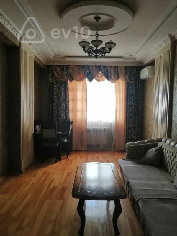 Kirayə verilir 3 otaqlı yeni tikili 82 m²