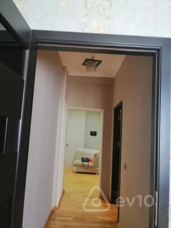 Kirayə verilir 3 otaqlı yeni tikili 82 m²