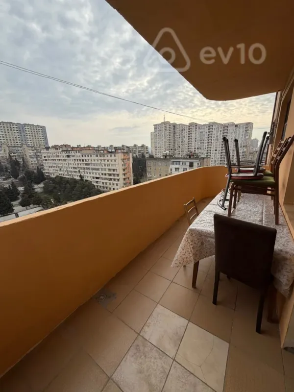 Kirayə verilir 3 otaqlı yeni tikili 130 m²