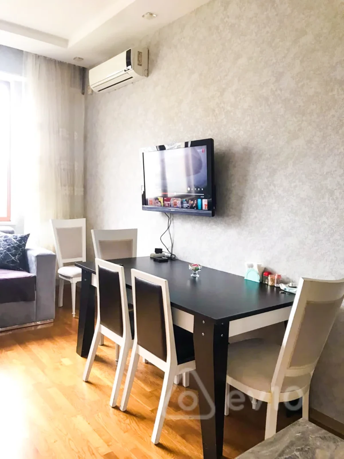 Kirayə verilir 2 otaqlı yeni tikili 55 m²