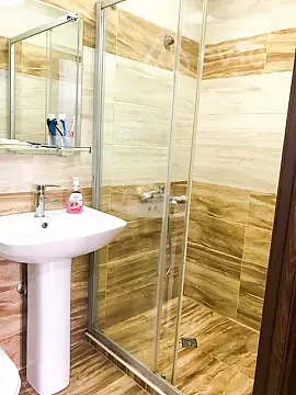 Kirayə verilir 2 otaqlı yeni tikili 55 m²