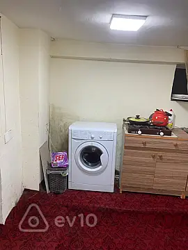 Kirayə verilir 1 otaqlı köhnə tikili 20 m²