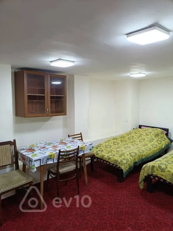 Kirayə verilir 1 otaqlı köhnə tikili 20 m²