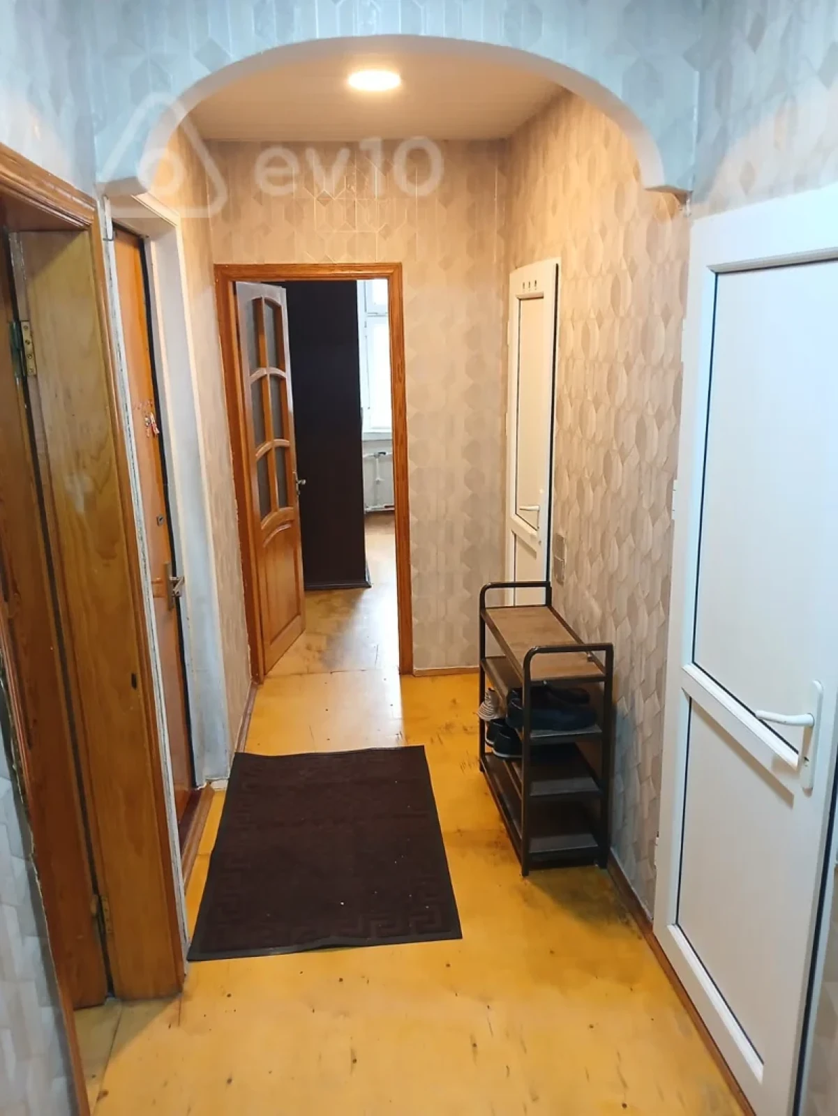 Kirayə verilir 2 otaqlı köhnə tikili 65 m²
