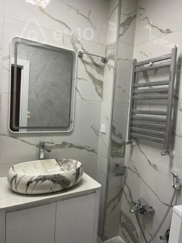 Kirayə verilir 2 otaqlı yeni tikili 50 m²