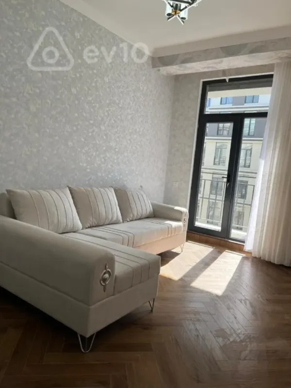 Kirayə verilir 2 otaqlı yeni tikili 50 m²