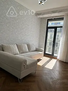 Kirayə verilir 2 otaqlı yeni tikili 50 m²