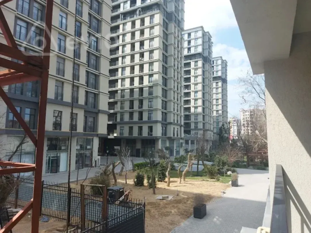 Kirayə verilir 2 otaqlı yeni tikili 50 m²