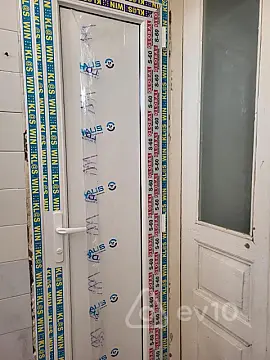 Kirayə verilir 3 otaqlı köhnə tikili 65 m²