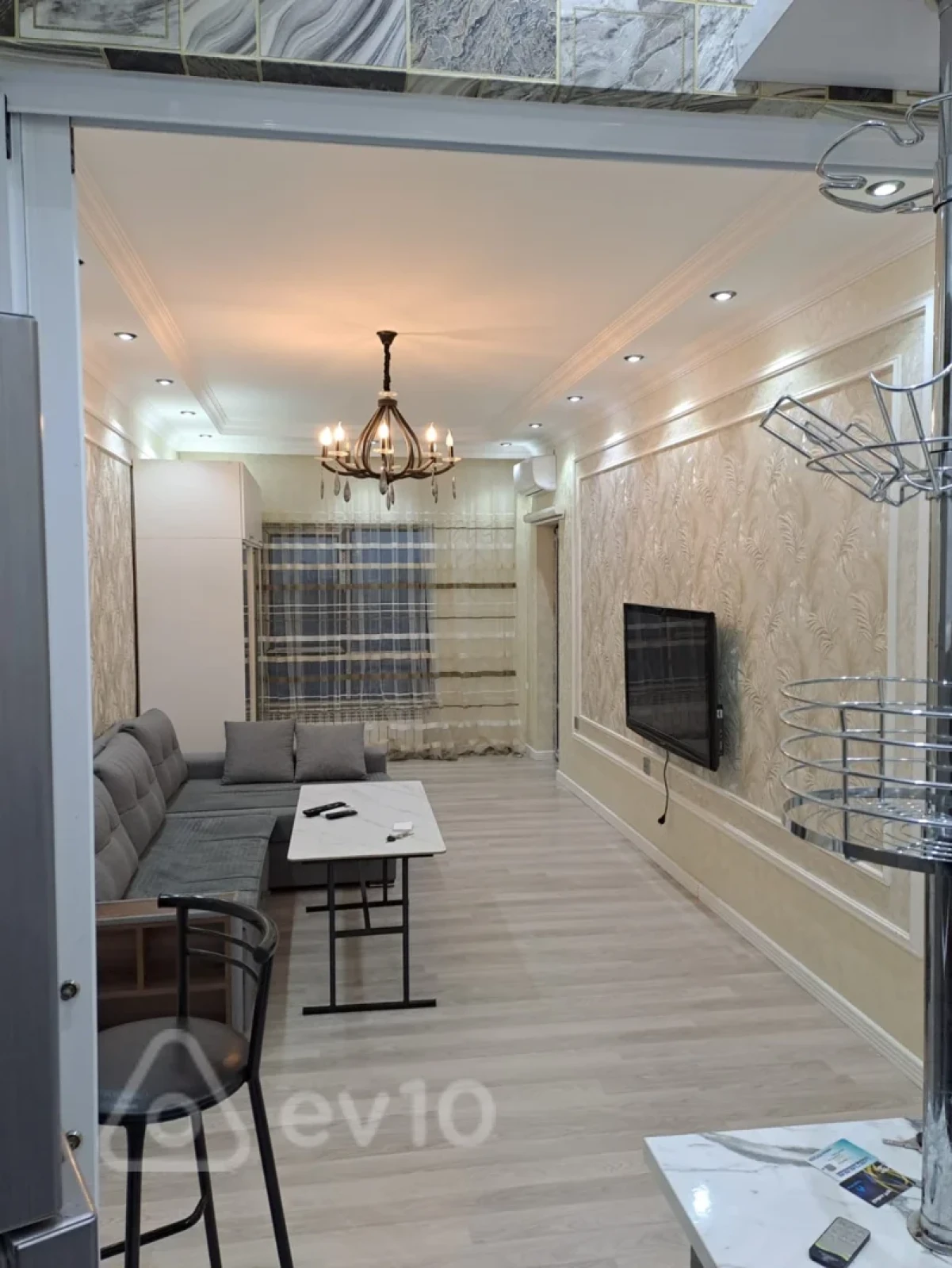 Kirayə verilir 3 otaqlı yeni tikili 75 m²