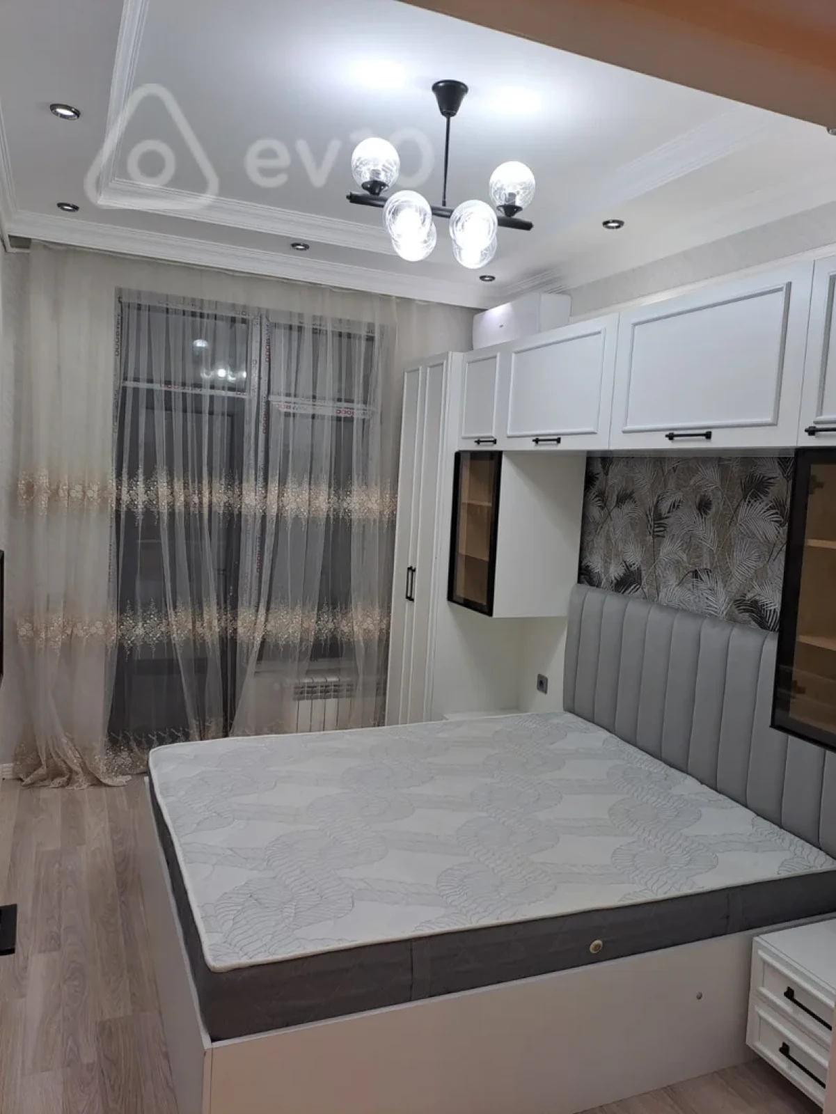 Kirayə verilir 3 otaqlı yeni tikili 75 m²