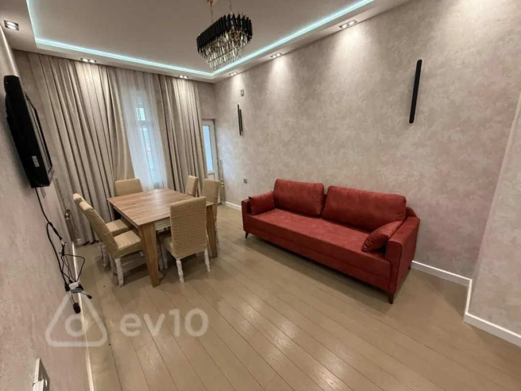 Kirayə verilir 2 otaqlı yeni tikili 51 m²