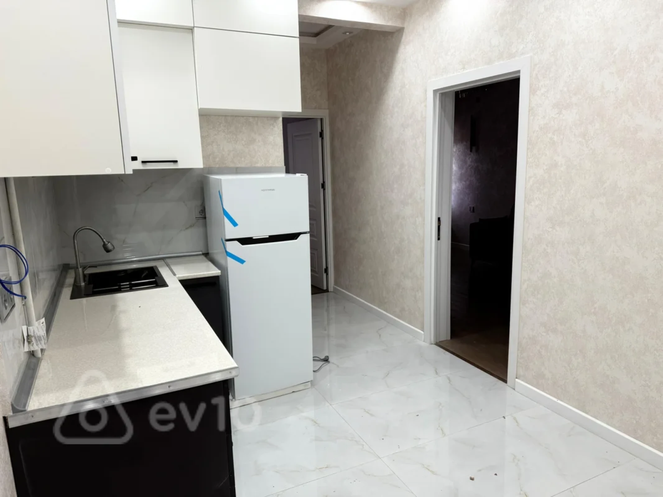 Kirayə verilir 2 otaqlı yeni tikili 51 m²