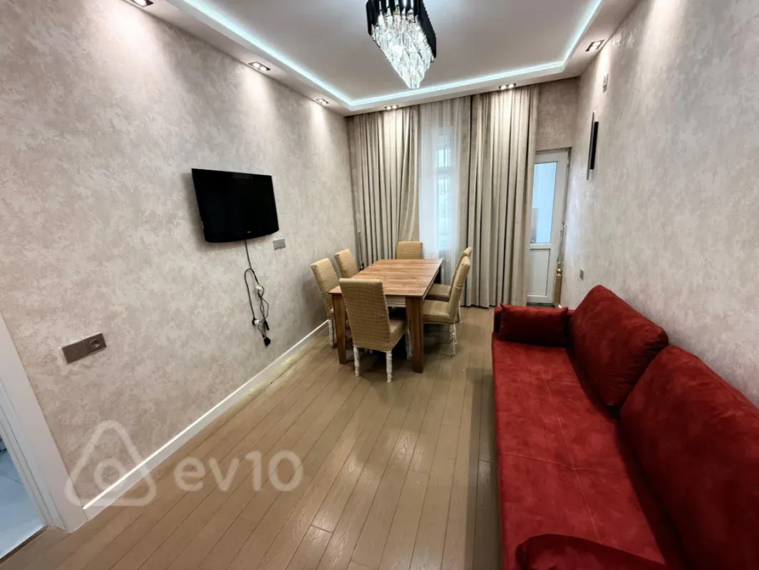 Kirayə verilir 2 otaqlı yeni tikili 51 m²