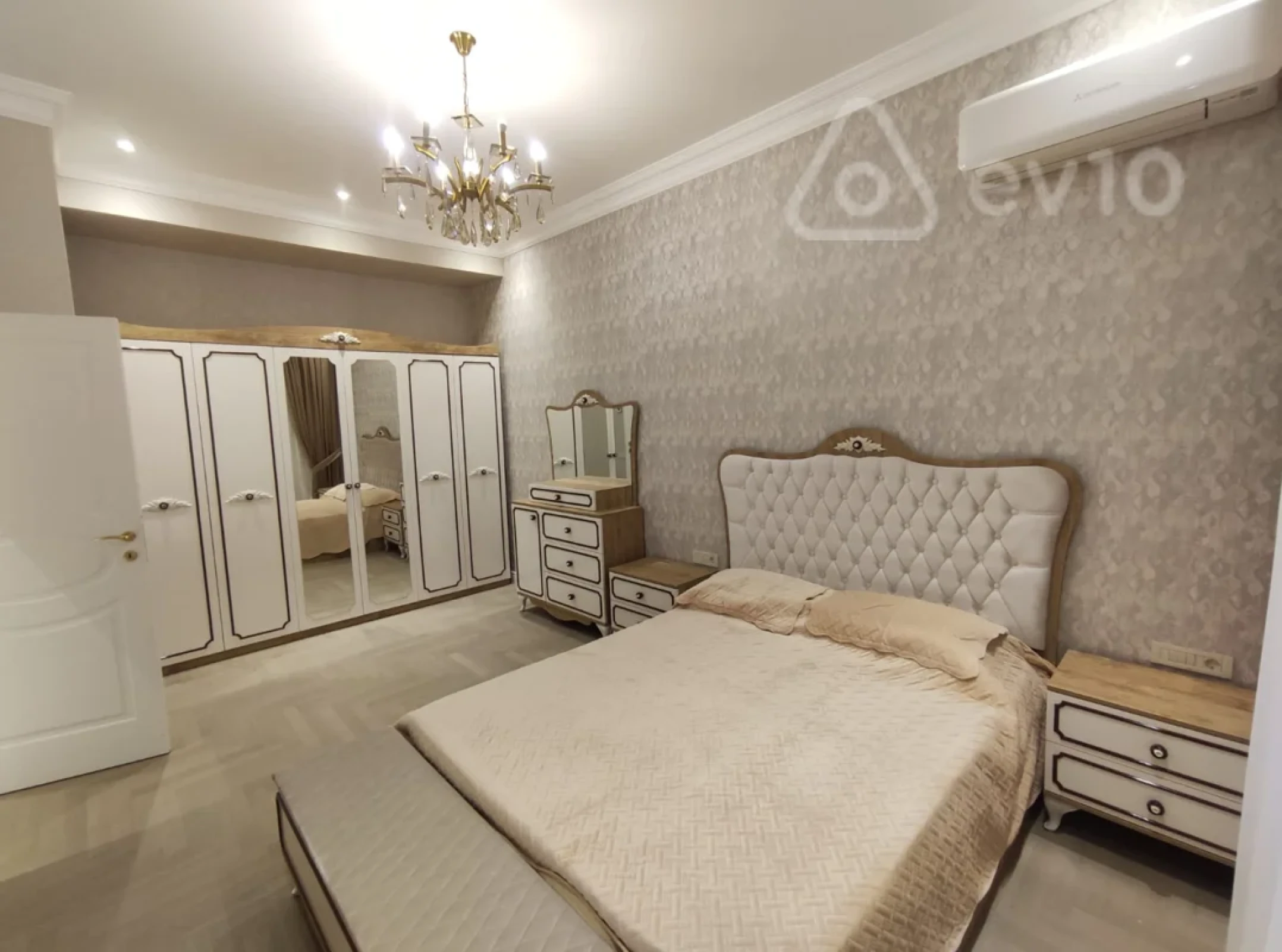 Kirayə verilir 2 otaqlı yeni tikili 85 m²