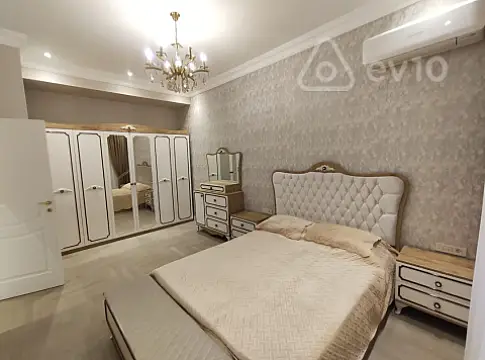 Kirayə verilir 2 otaqlı yeni tikili 85 m²