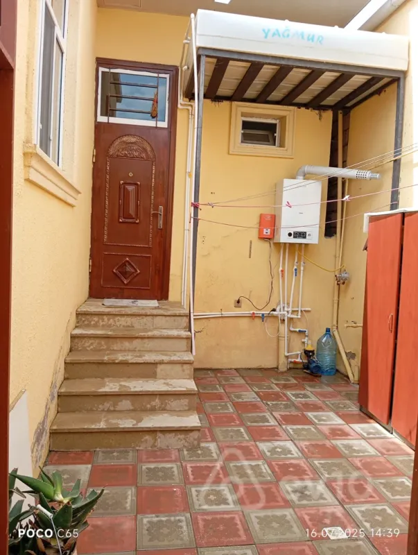 Kirayə verilir 2 otaqlı həyət evi 60 m²