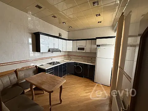 Kirayə verilir 4 otaqlı yeni tikili 115 m²