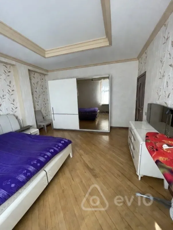 Kirayə verilir 2 otaqlı yeni tikili 100 m²