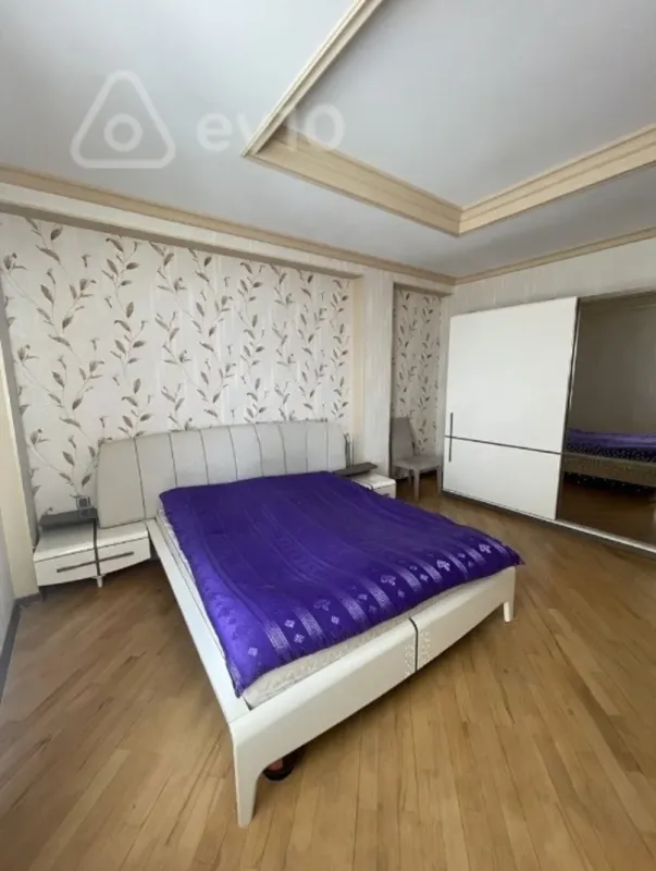 Kirayə verilir 2 otaqlı yeni tikili 100 m²