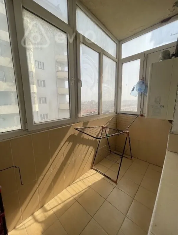 Kirayə verilir 2 otaqlı yeni tikili 100 m²