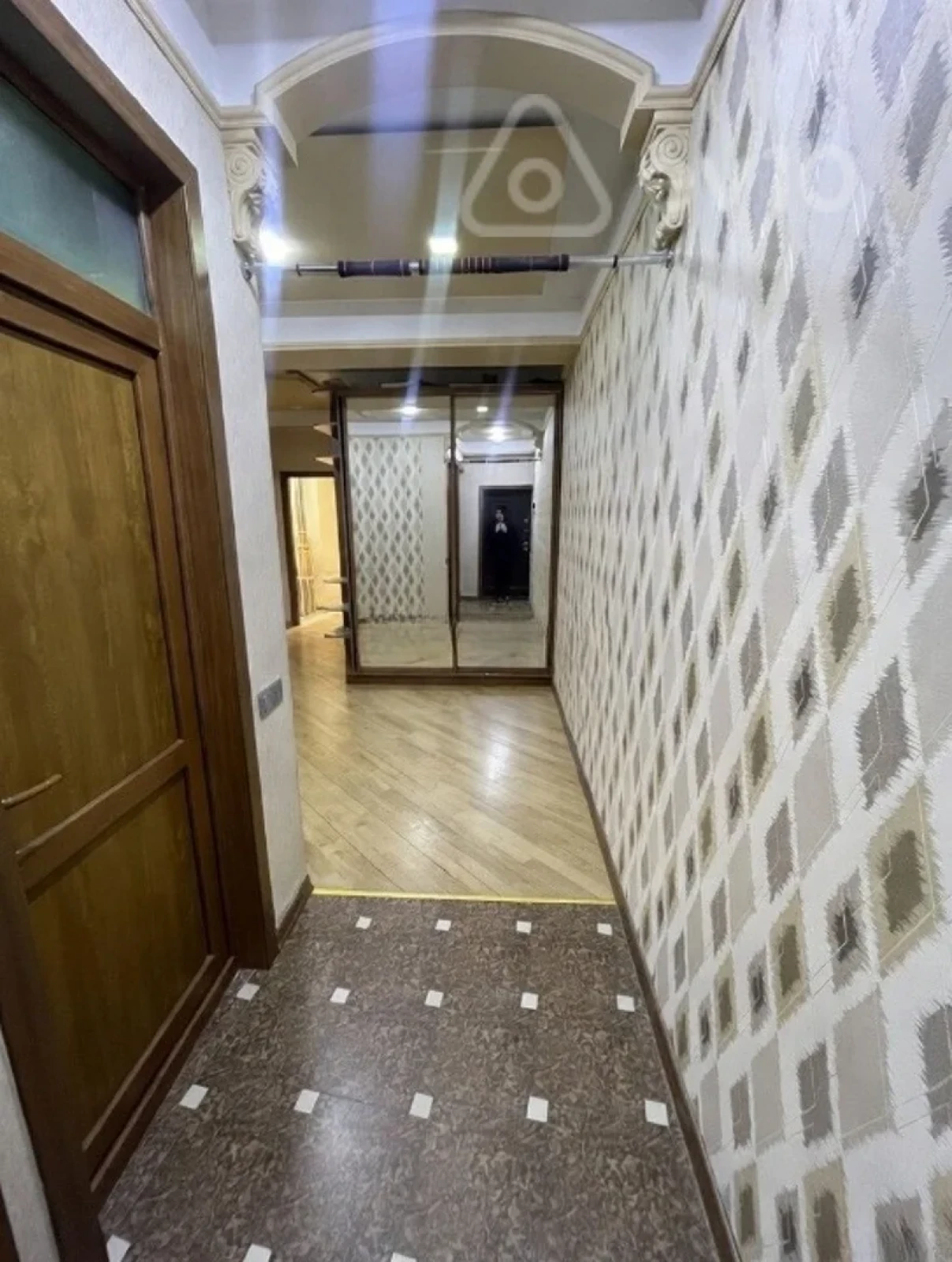 Kirayə verilir 2 otaqlı yeni tikili 100 m²