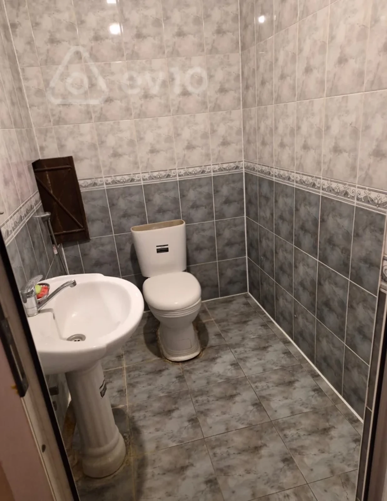 Kirayə verilir 2 otaqlı yeni tikili 85 m²