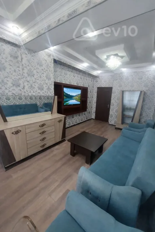 Kirayə verilir 3 otaqlı yeni tikili 75 m²