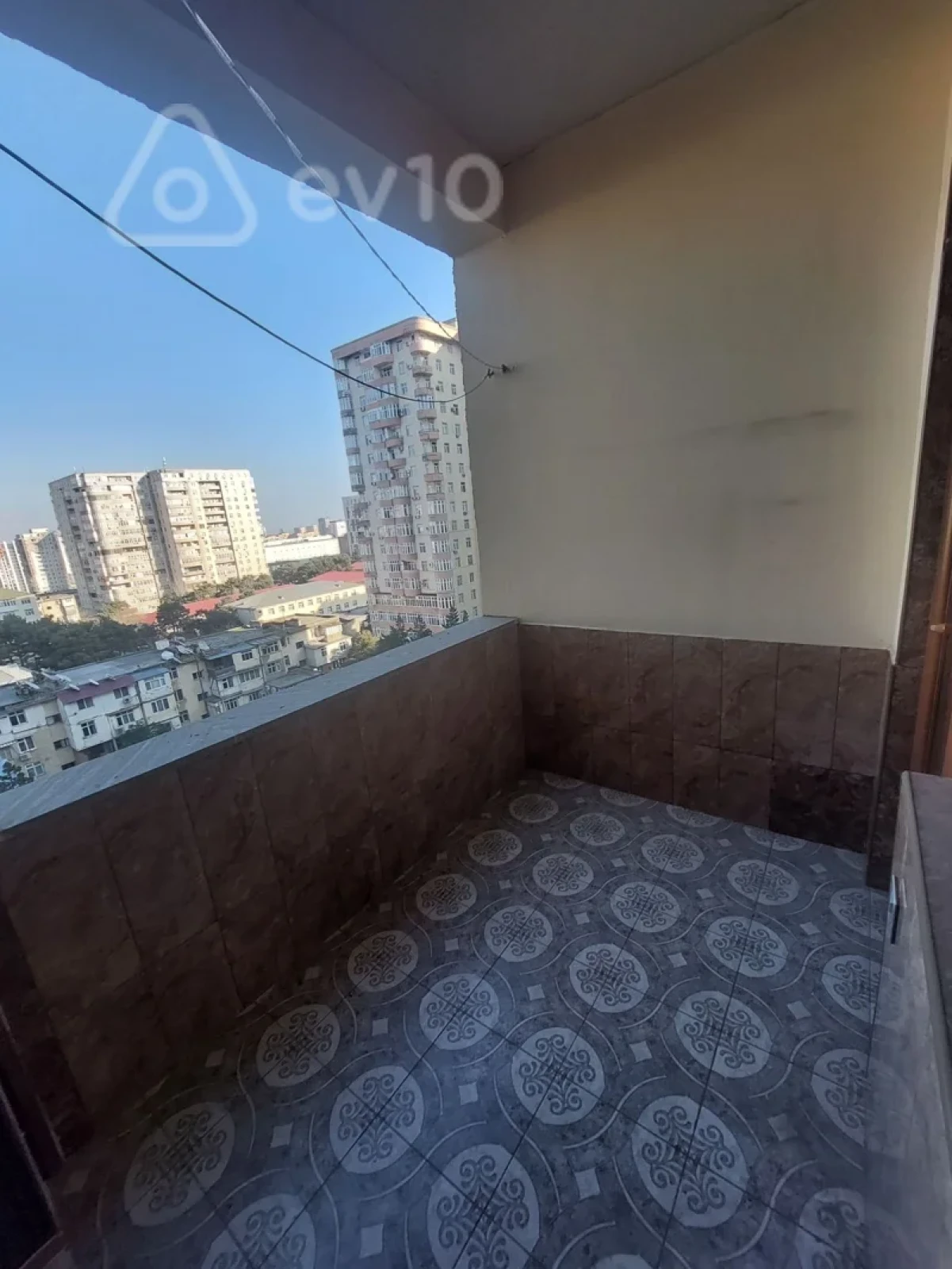 Kirayə verilir 3 otaqlı yeni tikili 75 m²