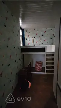 Kirayə verilir 3 otaqlı köhnə tikili 60 m²