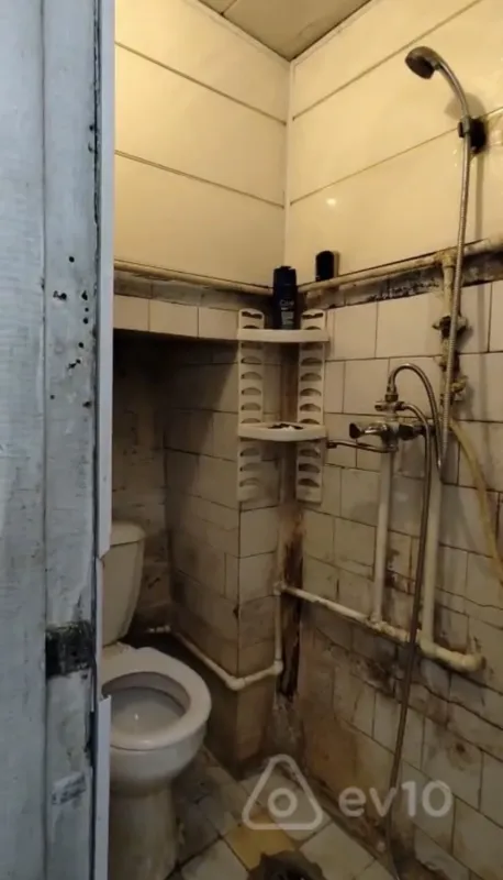 Kirayə verilir 3 otaqlı köhnə tikili 60 m²