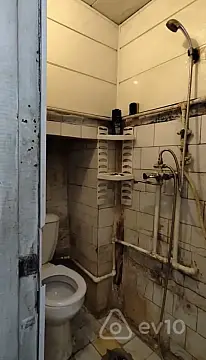 Kirayə verilir 3 otaqlı köhnə tikili 60 m²