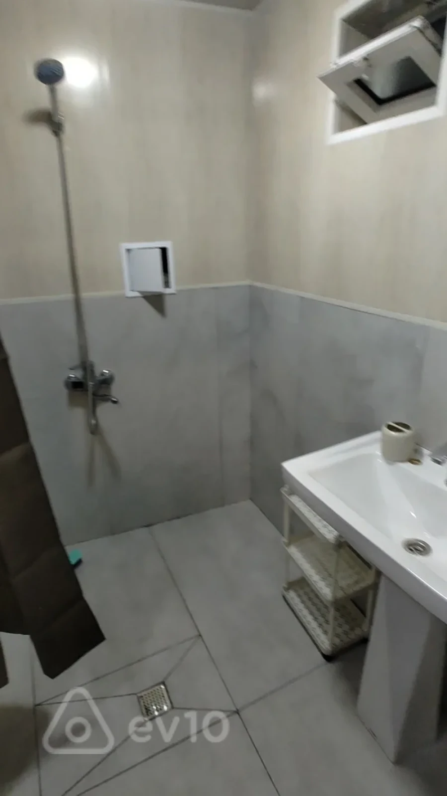 Kirayə verilir 1 otaqlı həyət evi 17 m²