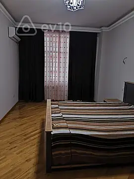Kirayə verilir 3 otaqlı yeni tikili 160 m²