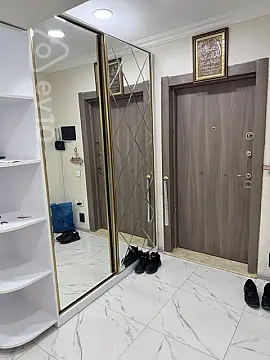 Kirayə verilir 3 otaqlı yeni tikili 5 m² — Bakı, Yasamal 3 otaq 5.00 m²