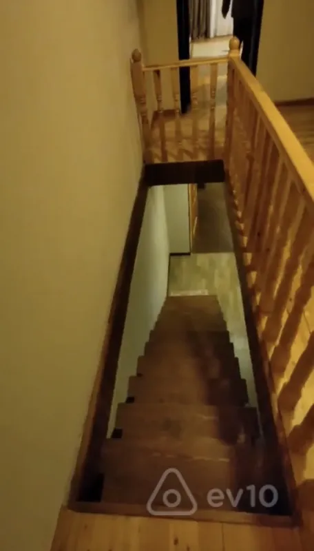 Kirayə verilir 2 otaqlı həyət evi 90 m²