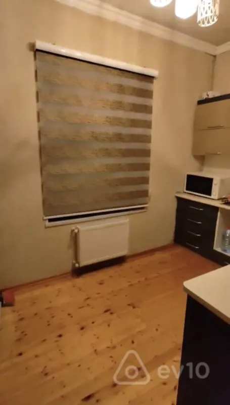 Kirayə verilir 2 otaqlı həyət evi 90 m²