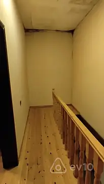 Kirayə verilir 2 otaqlı həyət evi 90 m²