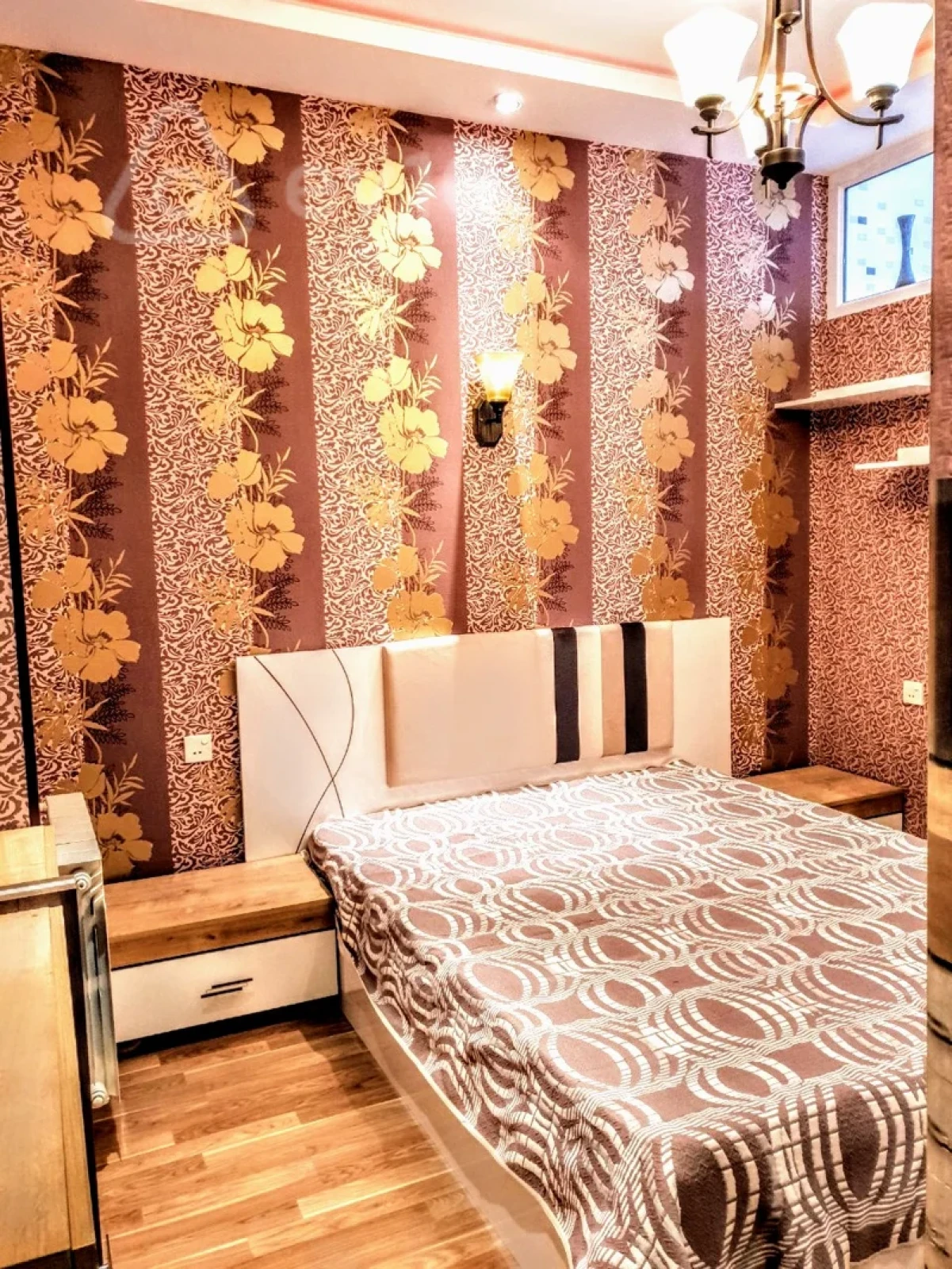 Kirayə verilir 2 otaqlı yeni tikili 70 m²