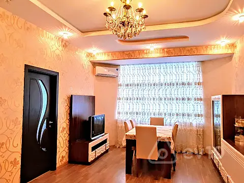 Kirayə verilir 2 otaqlı yeni tikili 70 m²