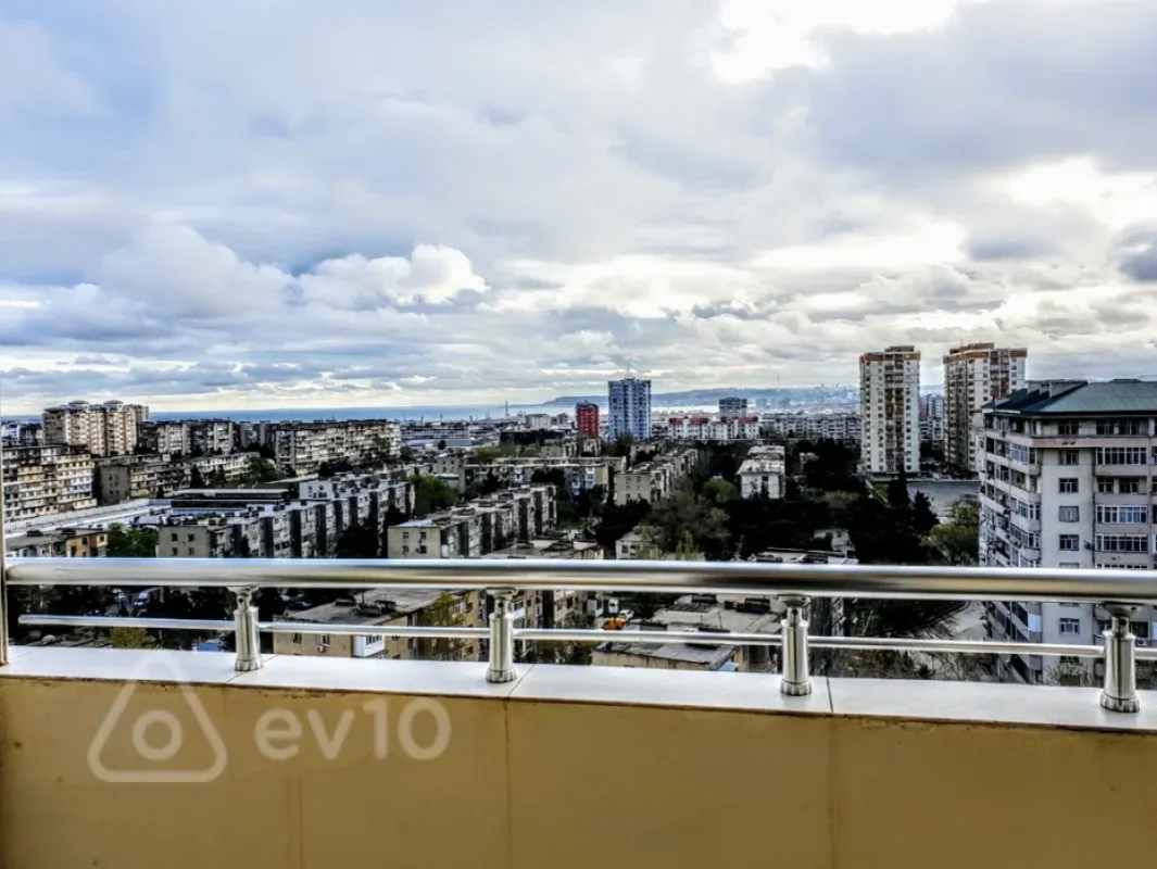 Kirayə verilir 2 otaqlı yeni tikili 70 m²