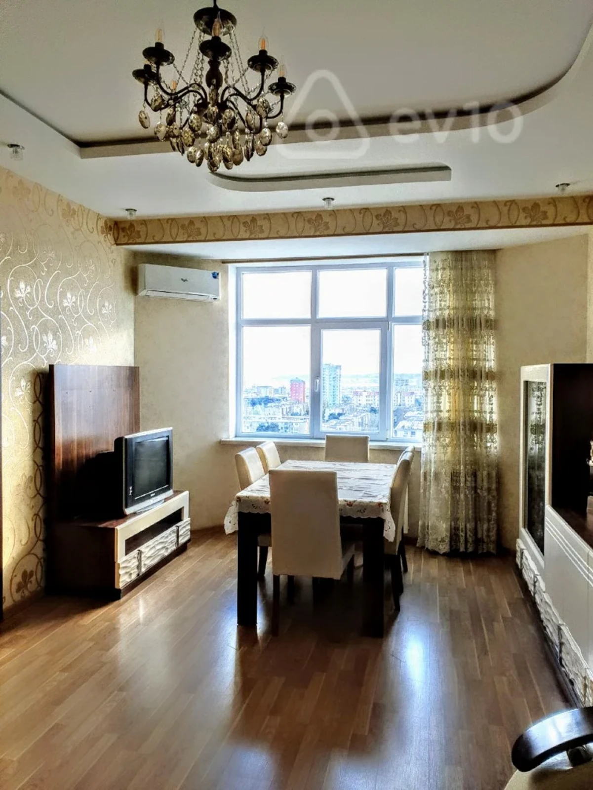 Kirayə verilir 2 otaqlı yeni tikili 70 m²