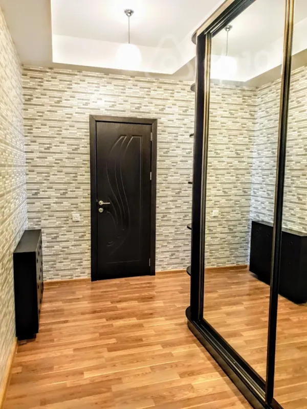 Kirayə verilir 2 otaqlı yeni tikili 70 m²