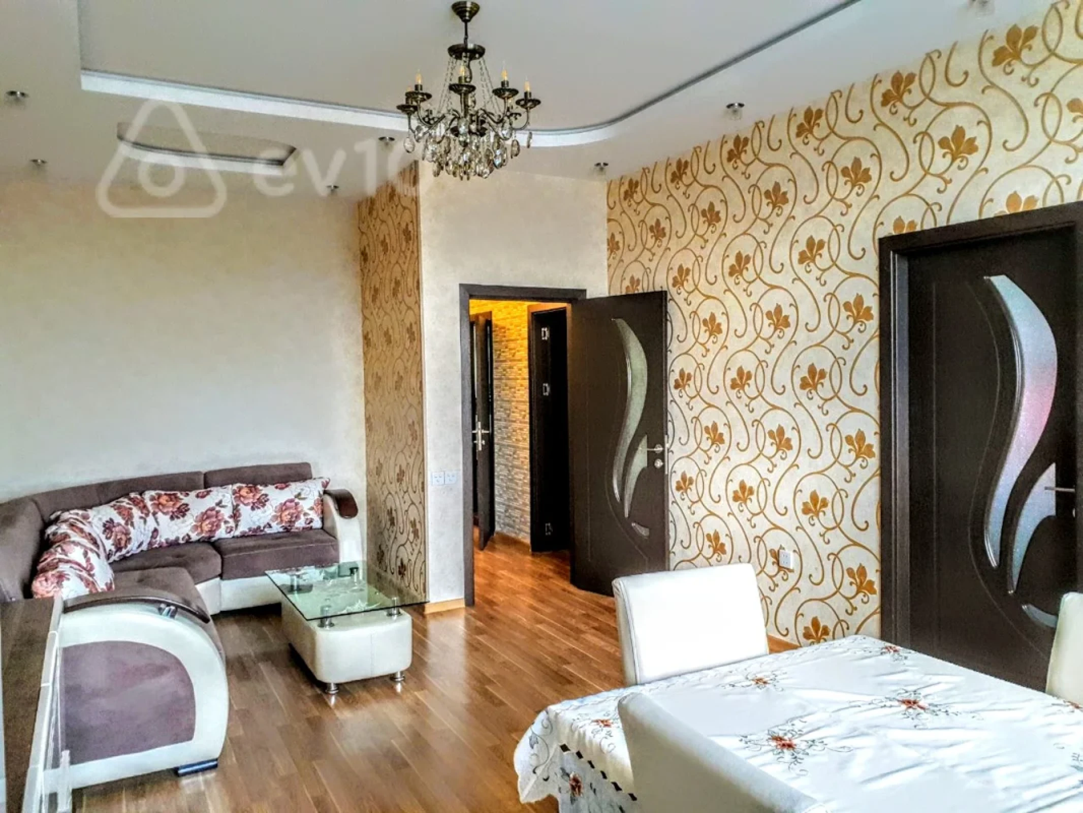 Kirayə verilir 2 otaqlı yeni tikili 70 m²